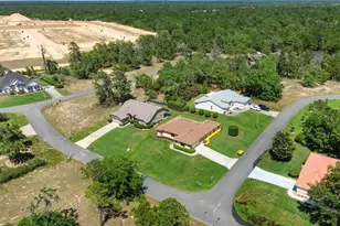 12001 Granada Pl, Weeki Wachee, FL 34614 - Photo 52