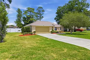 4300 NW 4th Cir, Ocala, FL 34475 - Photo 2