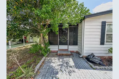 1820 W Schwartz Boulevard #8, Lady Lake, FL 32159 - Photo 2