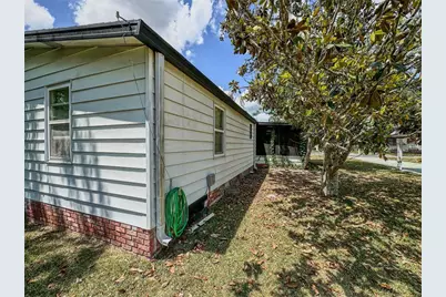 1820 W Schwartz Boulevard #8, Lady Lake, FL 32159 - Photo 12