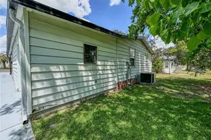 1820 W Schwartz Blvd, Lady Lake, FL 32159 - Photo 10
