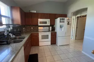 2259 Margarita Dr, The Villages, FL 32159 - Photo 4