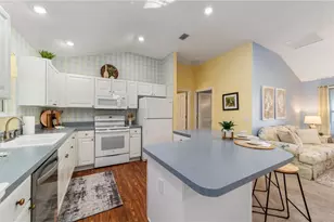 17637 SE 80th Altamaha Ct, The Villages, FL 32162 - Photo 12