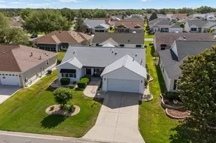 17637 SE 80th Altamaha Ct, The Villages, FL 32162 - Photo 4