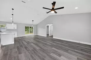 13737 SW 114th Pl, Dunnellon, FL 34432 - Photo 6