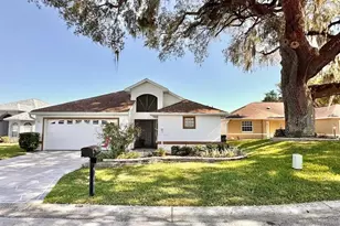 17552 SE 119th Cir, Summerfield, FL 34491 - Photo 2