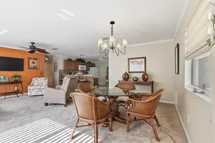 1402 Bunker Ln, The Villages, FL 32162 - Photo 12