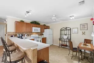 1402 Bunker Ln, The Villages, FL 32162 - Photo 18