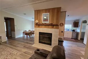 421 Margaret St, Bronson, FL 32621 - Photo 34
