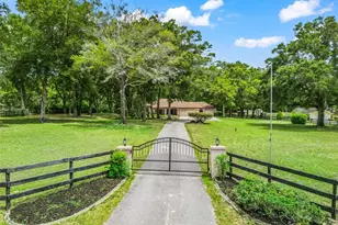 1325 NW 73rd Terrace, Ocala, FL 34482 - Photo 2