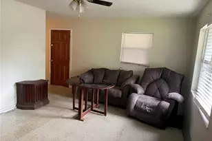 2209 NE 36th St, Ocala, FL 34479 - Photo 4