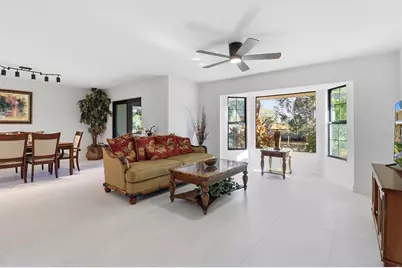 11328 W Bayshore Drive, Crystal River, FL 34429 - Photo 12