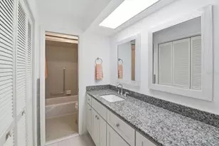 11328 W Bayshore Dr, Crystal River, FL 34429 - Photo 28
