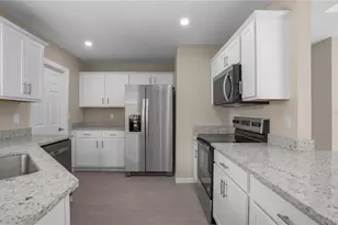 10494 S Drew Bryant Cir, Floral City, FL 34436 - Photo 6