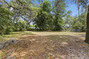 3290 NE 161st St, Citra, FL 32113 - Photo 8