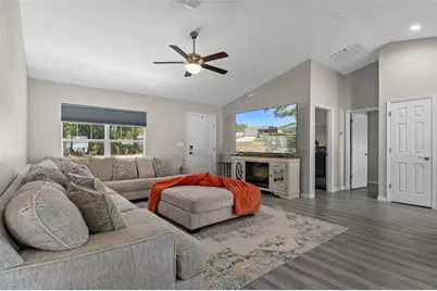 13731 SW 102nd Place, Dunnellon, FL 34432 - Photo 4