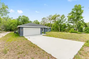 10374 SE 126th Ln, Belleview, FL 34420 - Photo 2