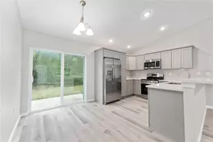 10374 SE 126th Ln, Belleview, FL 34420 - Photo 8