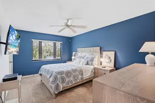 1624 Stickney Point Rd, Sarasota, FL 34231 - Photo 20