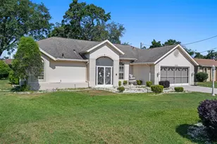 1241 Persian Ave, Spring Hill, FL 34608 - Photo 2
