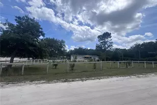 21170 SE 67th Pl, Morriston, FL 32668 - Photo 2