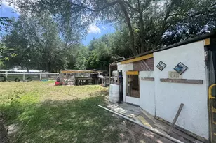 21170 SE 67th Pl, Morriston, FL 32668 - Photo 16