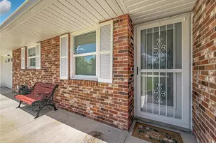 12547 Pine Island Dr, Leesburg, FL 34788 - Photo 6