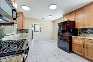 12547 Pine Island Dr, Leesburg, FL 34788 - Photo 12