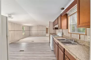 8535 SW 155th St, Dunnellon, FL 34432 - Photo 12
