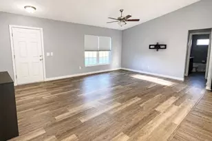 114 Juniper Loop Cir, Ocala, FL 34480 - Photo 2