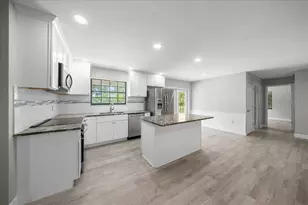 1869 SW 32nd Pl, Bell, FL 32619 - Photo 10