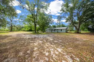 1869 SW 32nd Pl, Bell, FL 32619 - Photo 2