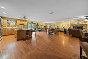 732 SW Carl Wilson Rd, Fort White, FL 32038 - Photo 10