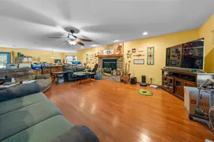 732 SW Carl Wilson Rd, Fort White, FL 32038 - Photo 16