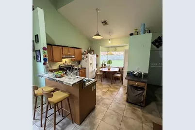 1646 3rd Court SW, Vero Beach, FL 32962 - Photo 4