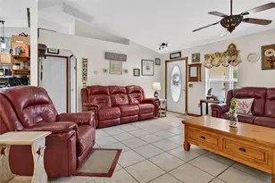 2785 NE 64th Ln, Ocala, FL 34479 - Photo 4