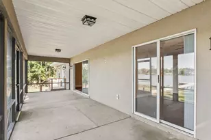 214 Fisher Run, Ocklawaha, FL 32179 - Photo 34