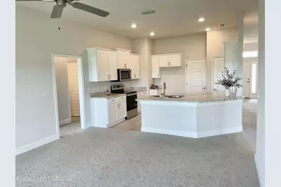 2190 NW 23rd Loop, Ocala, FL 34475 - Photo 4