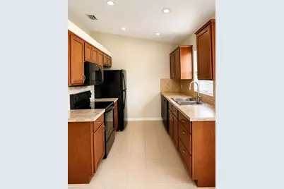 8721 SE 157th Street, Summerfield, FL 34491 - Photo 2