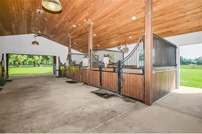 6155 NW 145th Ave Road, Morriston, FL 32668 - Photo 10