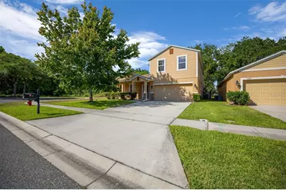 5128 Grassy Knoll Drive, Tavares, FL 32778 - Photo 2