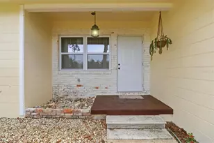 1510 NW 22nd St, Crystal River, FL 34428 - Photo 2