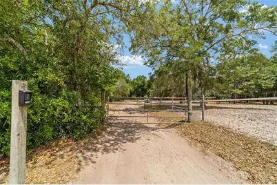19551 SE 42nd Place, Morriston, FL 32668 - Photo 46