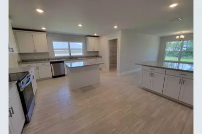 8247 SW 125th Court Road, Dunnellon, FL 34432 - Photo 10
