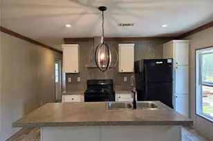 624 E Winnetka St, Hernando, FL 34442 - Photo 4