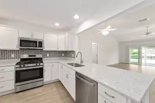 1106 Ebling Loop, The Villages, FL 32163 - Photo 6