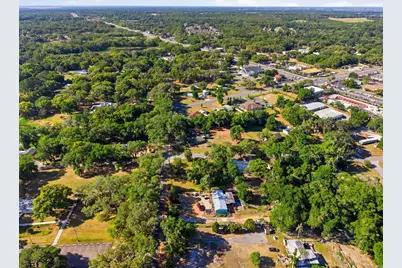 105 W Hermosa Street, Lady Lake, FL 32159 - Photo 16