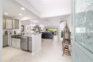 3285 Dressendorfer Dr, The Villages, FL 32163 - Photo 6