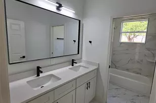 17951 SE 62 St, Morriston, FL 32668 - Photo 16