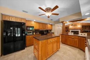 11 Sycamore Ct W, Homosassa, FL 34446 - Photo 10